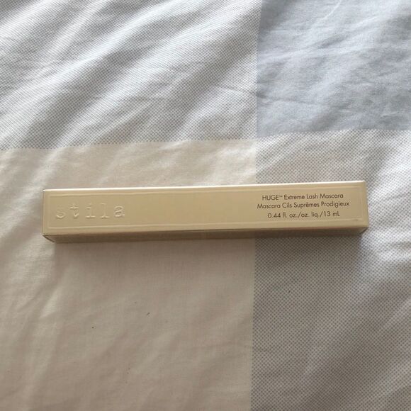 Stila Other - Stila HUGE Extreme Lash Mascara NIB
